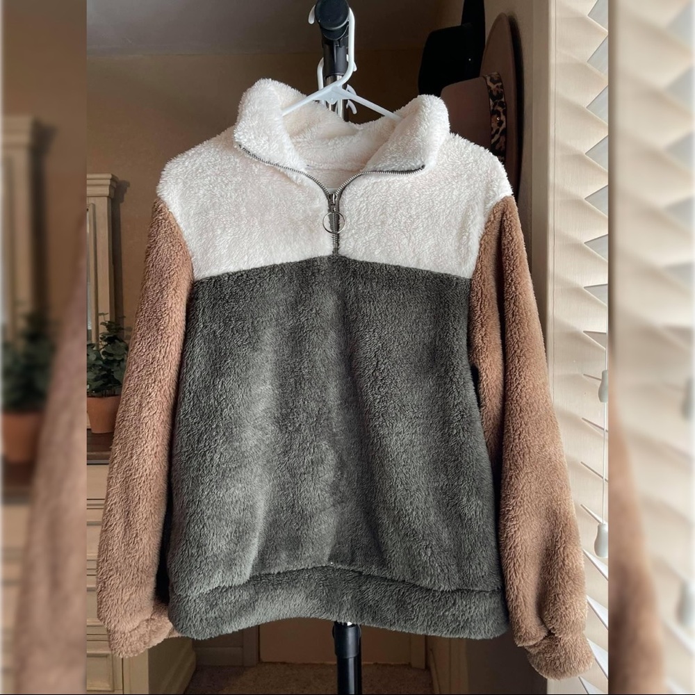 Lightweight Color Block Sherpa Jacket